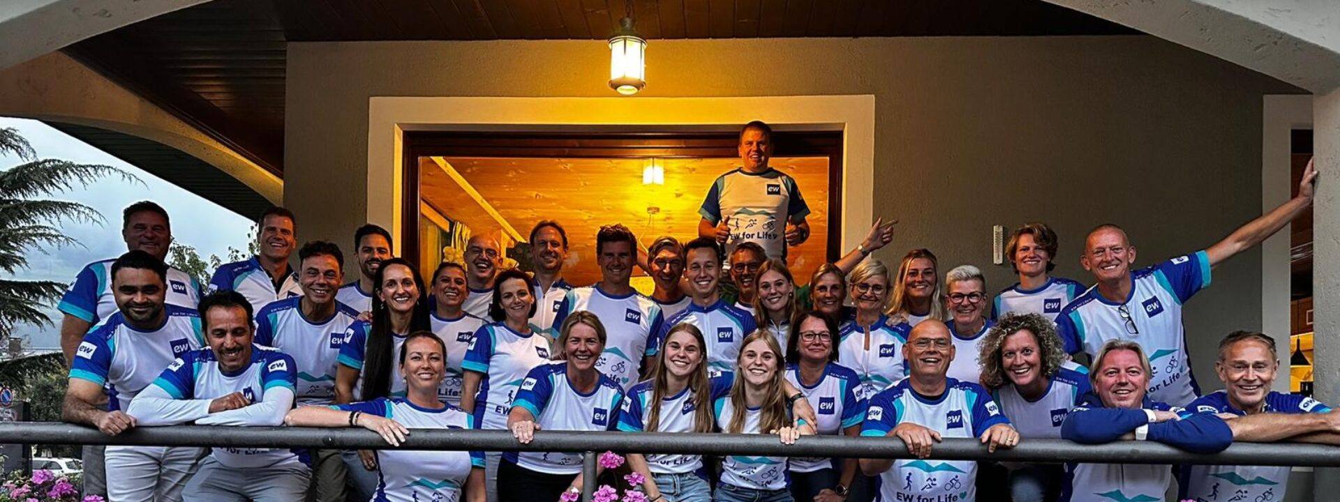 EW for Life beklimt opnieuw de Stelvio voor kankeronderzoek