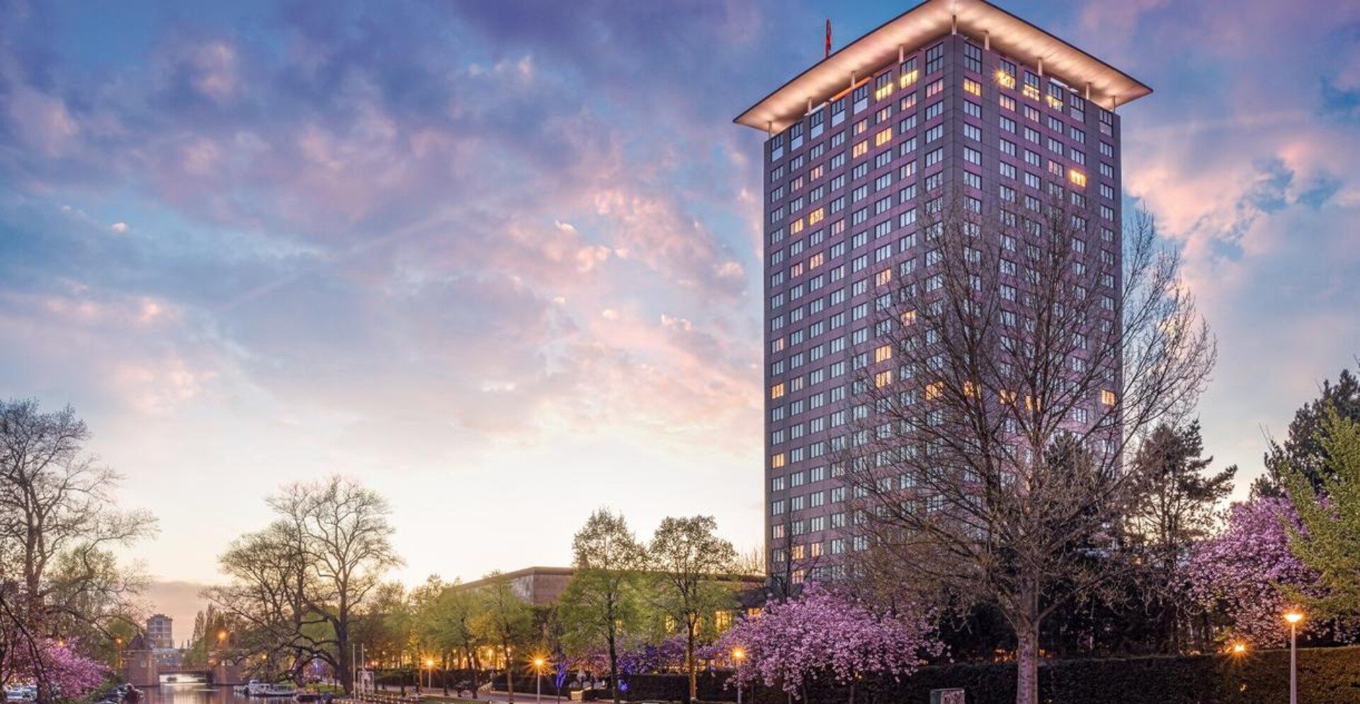 Hotel Okura