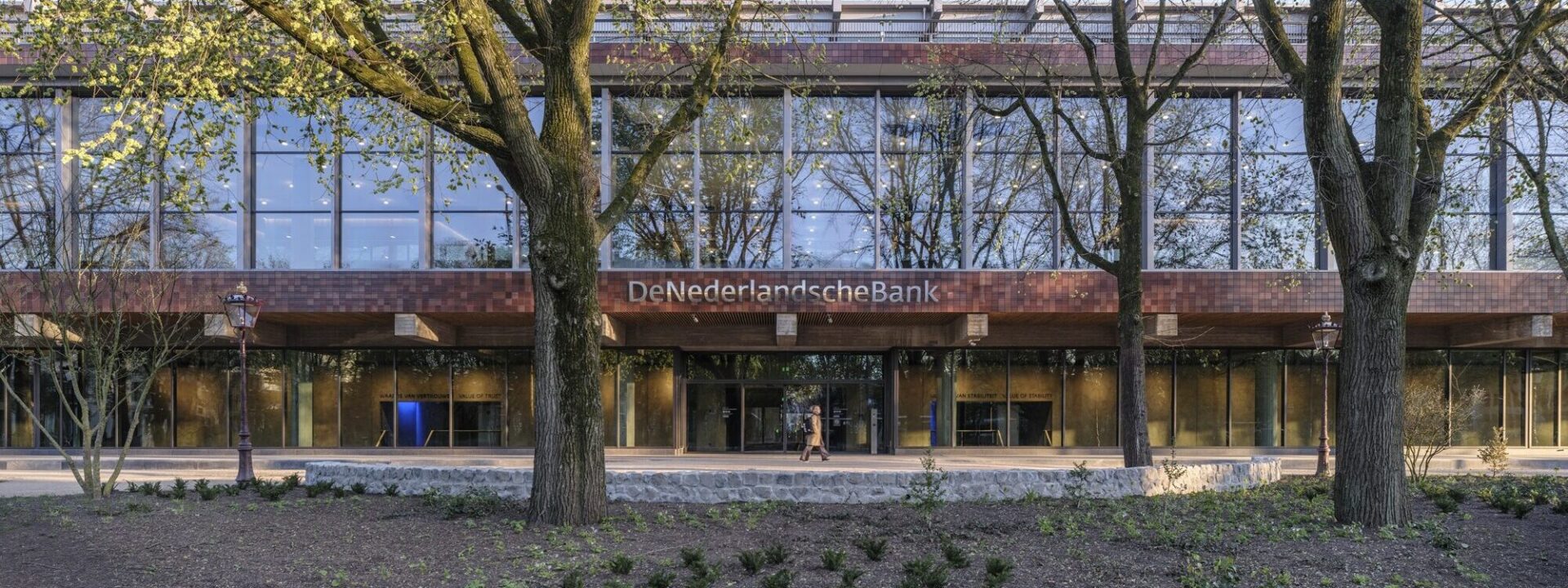 De Nederlandsche Bank