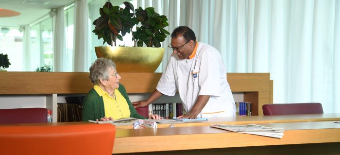 EW Facility Services zorg schoonmaakmedewerker