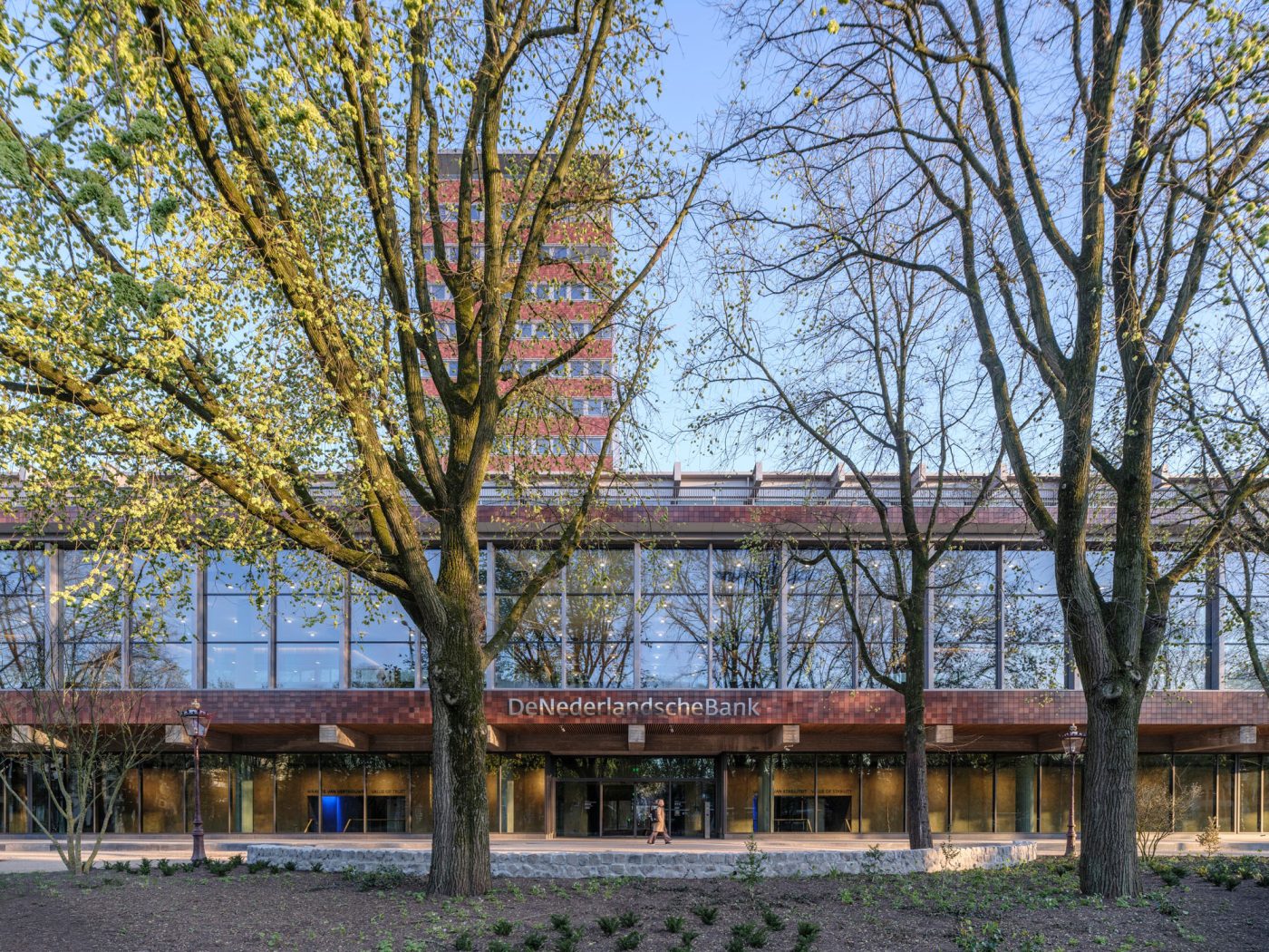 De Nederlandsche Bank